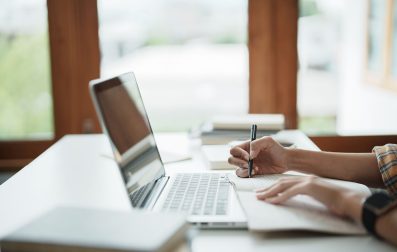 Working in a table with a laptop